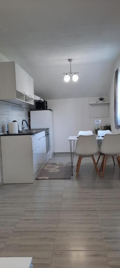 Apartman Karolina Rudanovac Bagian luar foto